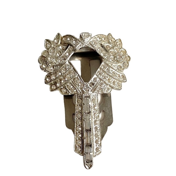 Art Deco Fur Clip Brooch Rhinestone Silver Tone Metal Vintage 40s Antique 1940s